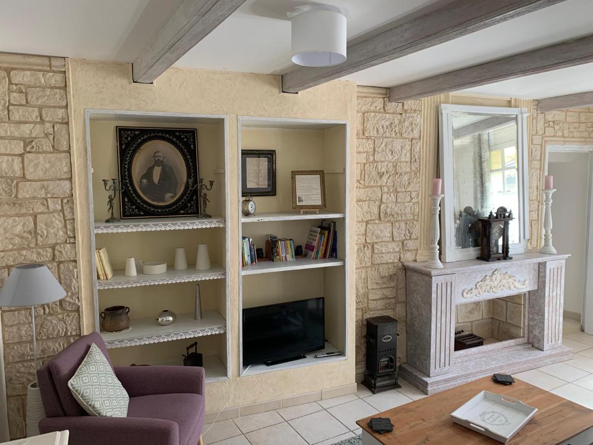 Uzes A Pied, Appartement Dans Cadre D'Exception Zewnętrze zdjęcie