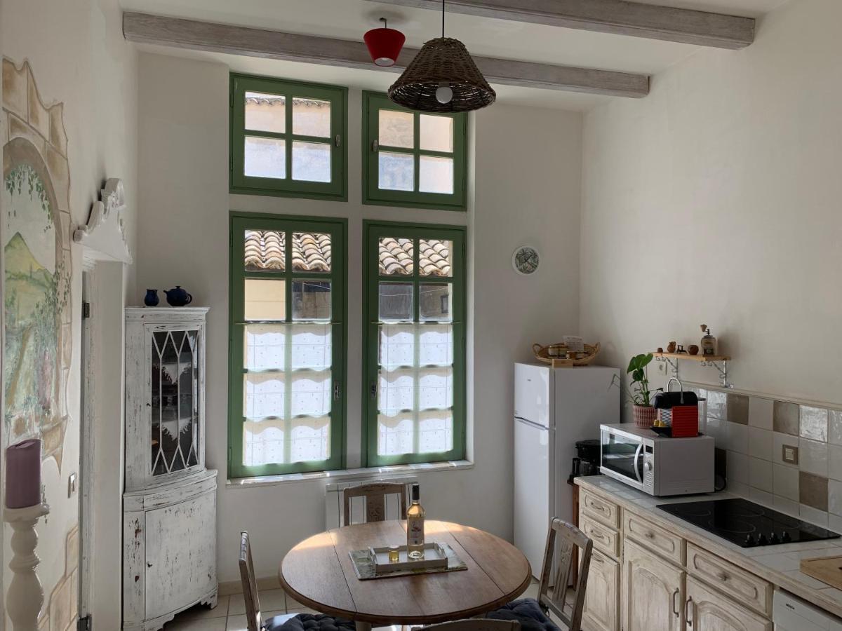Uzes A Pied, Appartement Dans Cadre D'Exception Zewnętrze zdjęcie